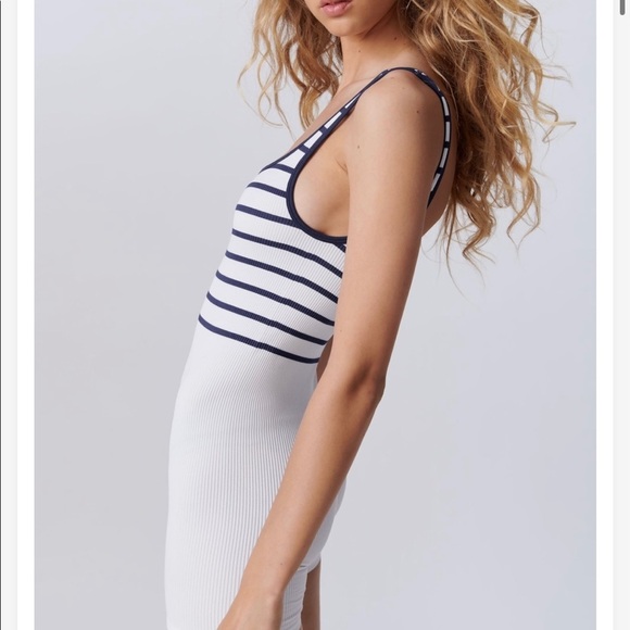 NEW Zara seamless stripe bodysuit BLOGGERS FAVORITE!!! - Picture 8 of 15